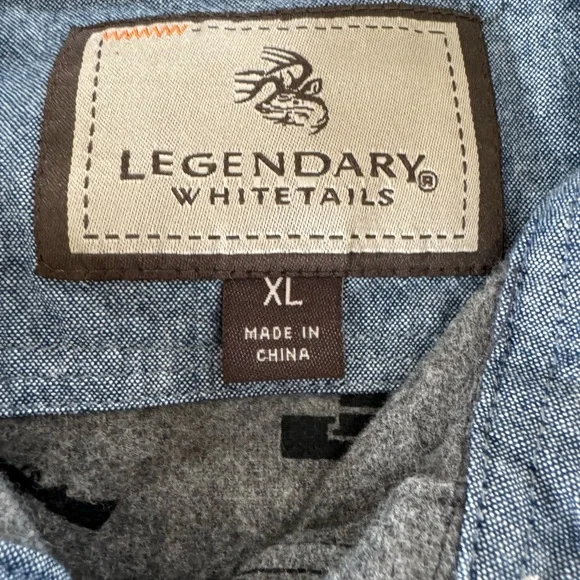 Legendary Whitetails Long Sleeve Button Up Shirt Size XL Like New - Picture 3 of 6